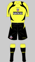 oldham athletic 2009-10 third kit